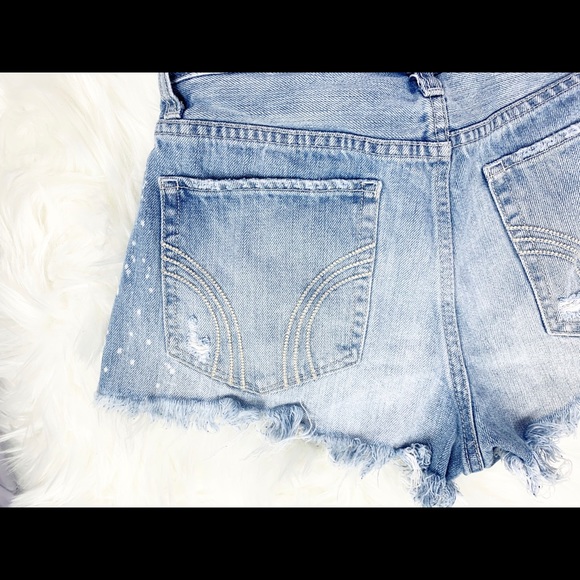 Hollister Cut Off Jean Shorts Distressed Bleached - Picture 6 of 7